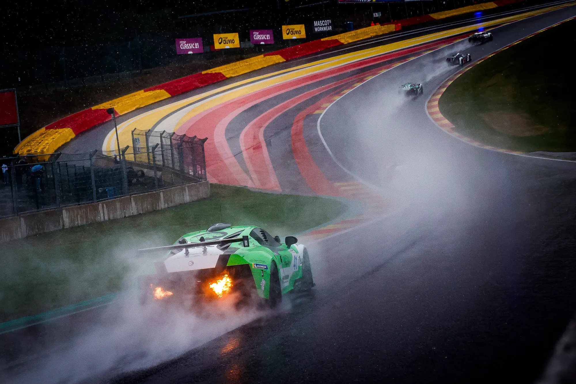 El #41 bajo la lluvia en Spa-Francorchamps